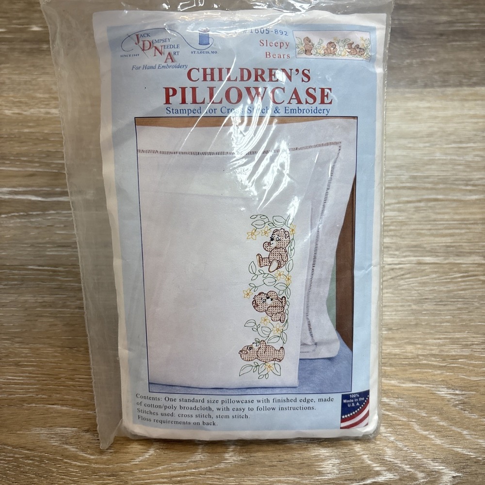 Jack Dempsey NEW Child Pillowcase Stamped Cross Stitch Embroidery SLEEPY BEARS